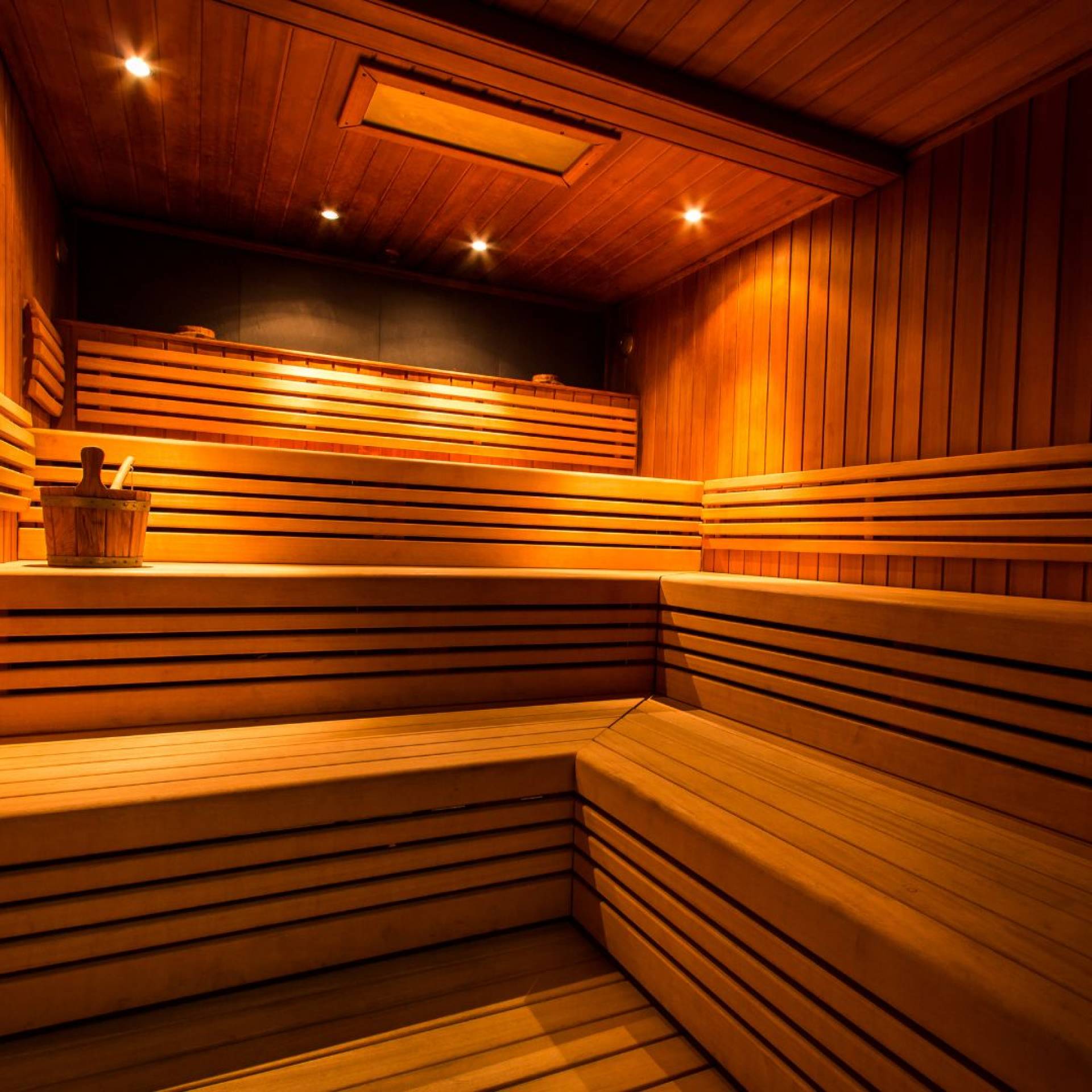 Strefa relaksu w ApisGym – komfortowa sauna